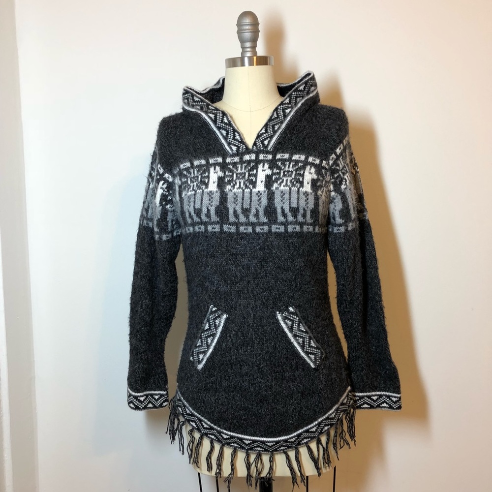 Apaza alpaca hoodie
